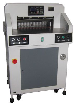 China Máquina de corte de papel programável hidráulica 490mm com indicação digital fornecedor